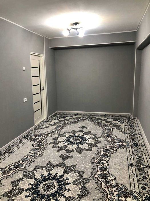 Срочно Продам 2х комн 4/4 в Школа  Вундеркинд