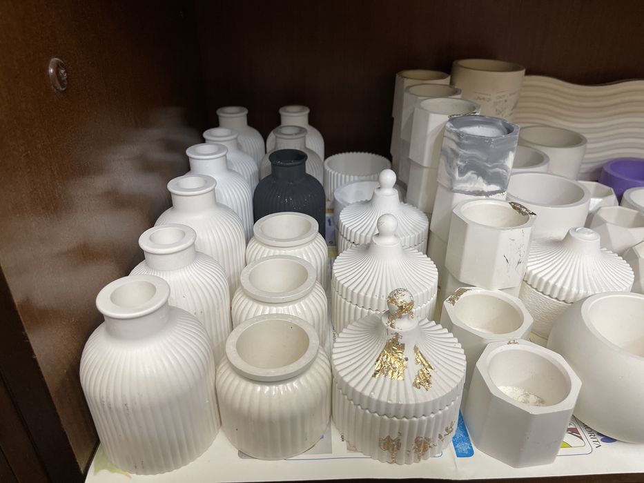 Продаю гипсовые украшения