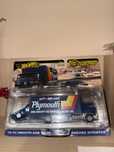 Hot wheels камион с кола