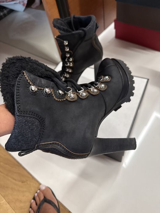 Кожени боти на ток и платформа Dsquared