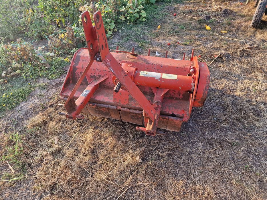 Tocatoare resturi vegetale Humus