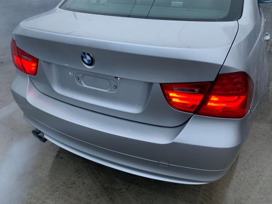 Dezmembrez bmw e90 330 facelift/bmw 330d/e90 facelift/bara fata/capota