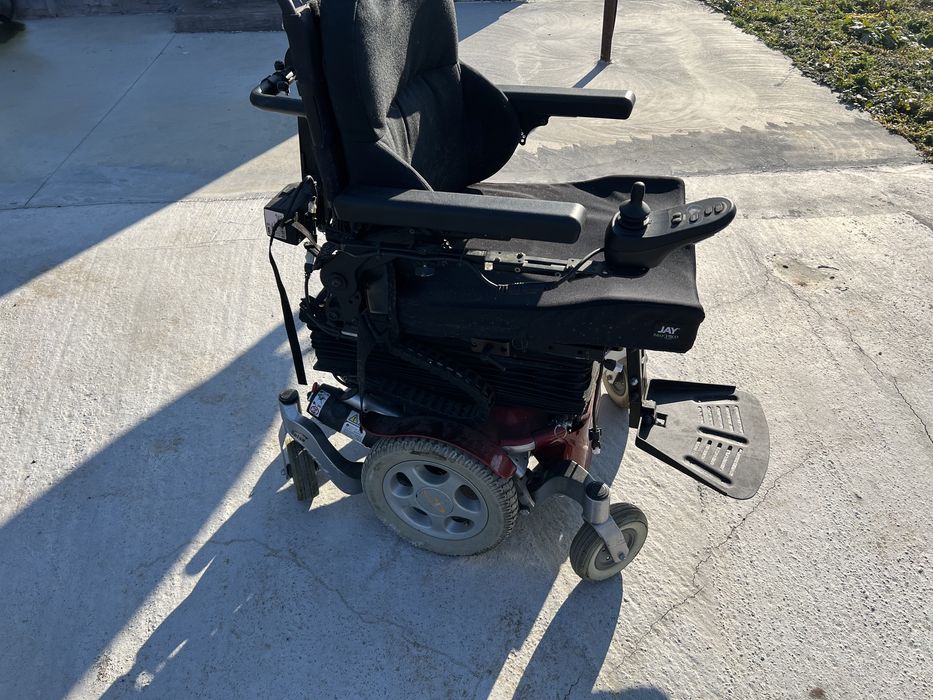 Carucior electric rulant