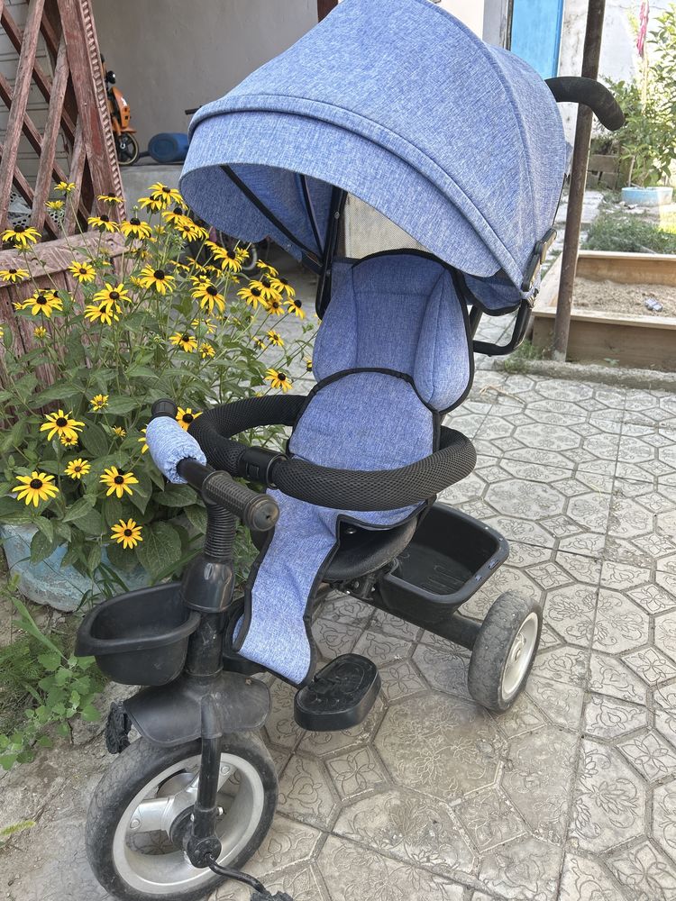 Велосипед коляска продам почти как новая