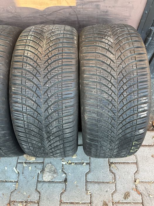 Cauciucuri iarna 225 50 17 Goodyear 6 mm an 2021 la 150 ron buc