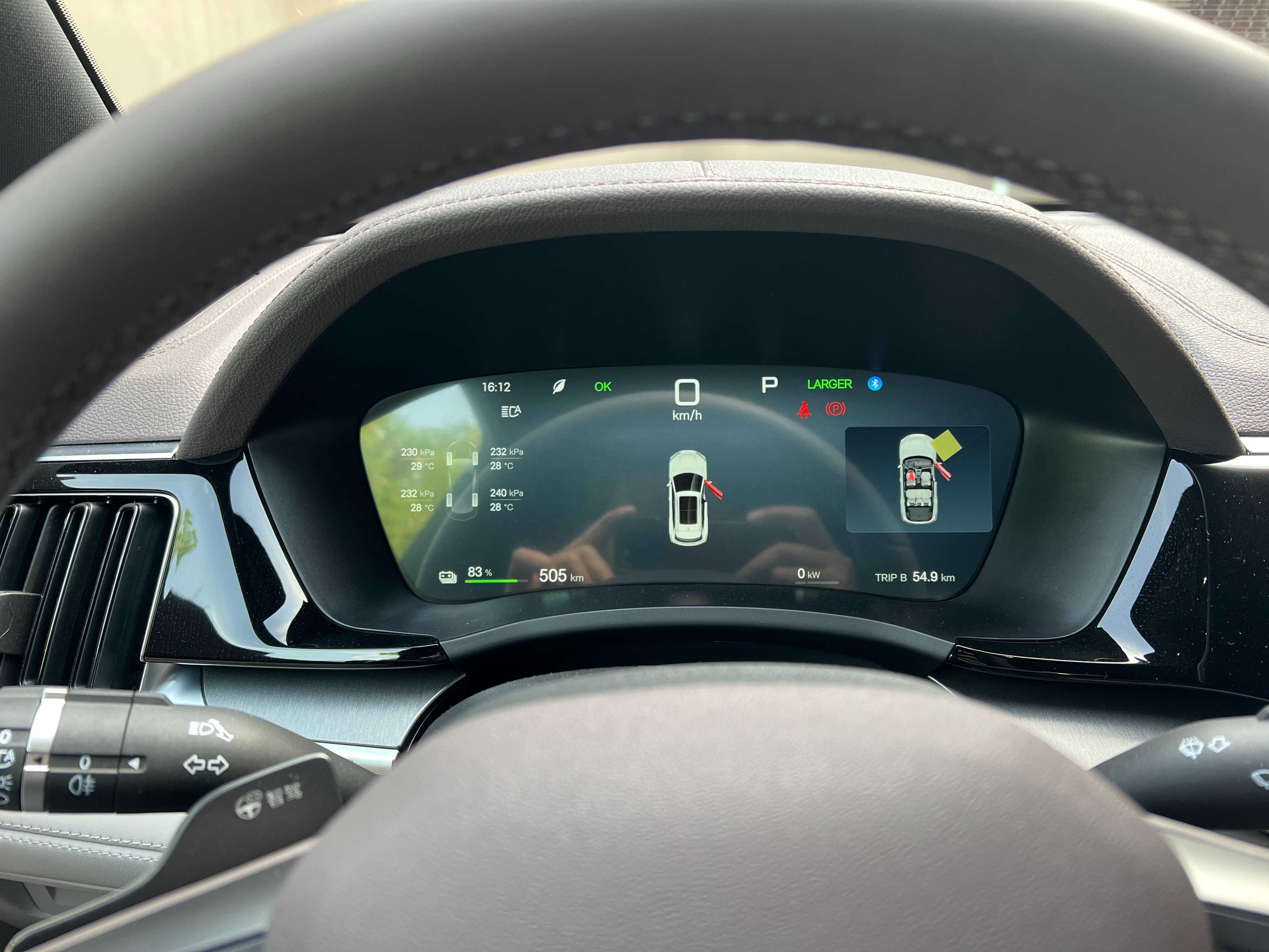 BYD Song Plus 605 km Smart, Yangi, Oq va Qora, Notariusga tayyor