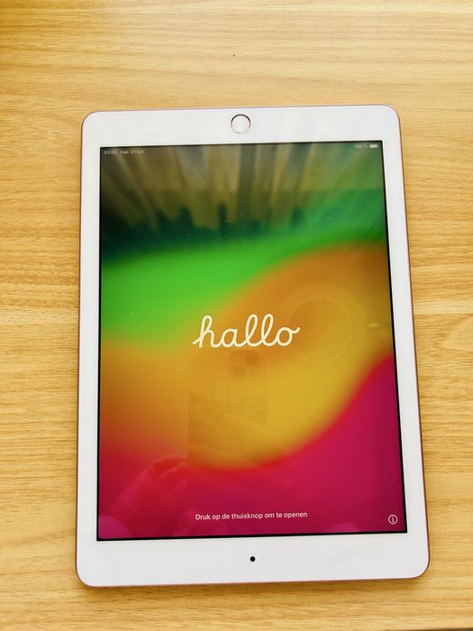 iPad 6th Generation 32 GB