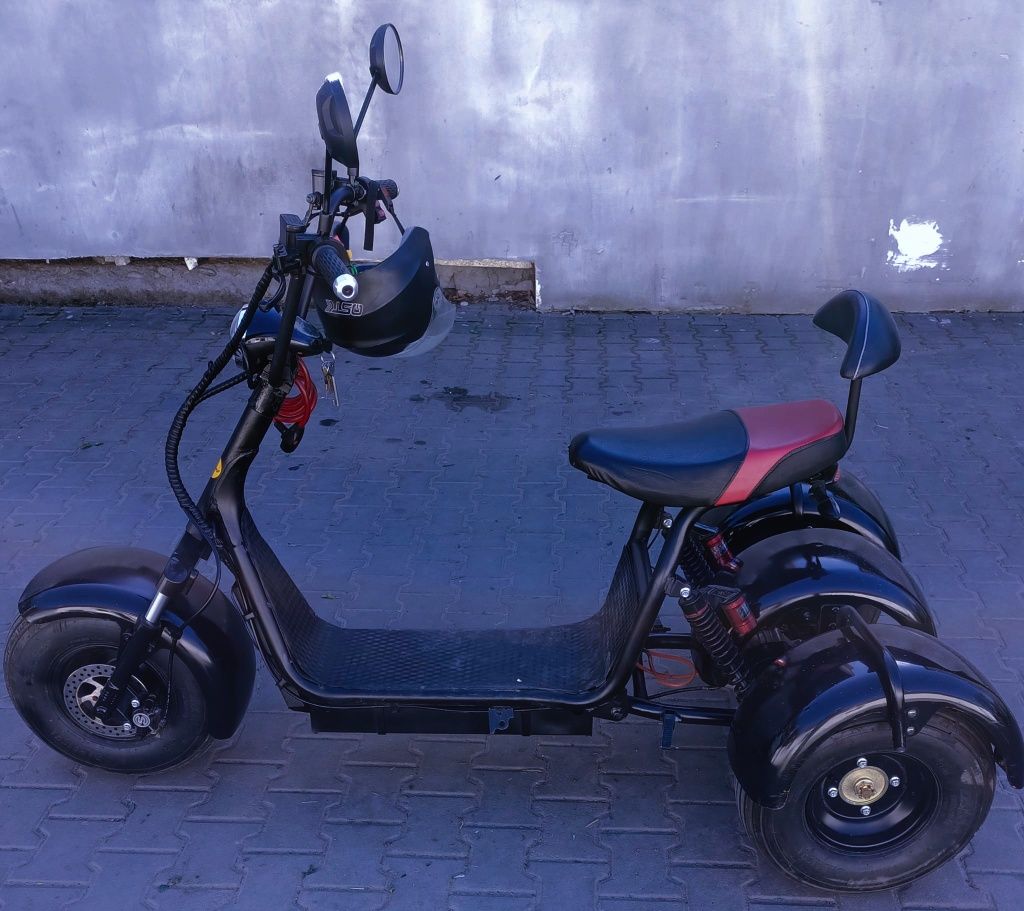 Vând scuter electric cu 3 roți, 6000 lei