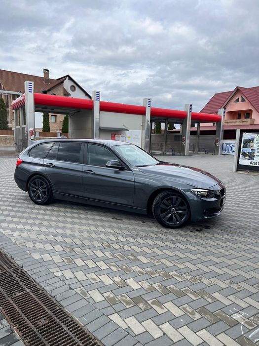 Vând BMW 320 D 2013