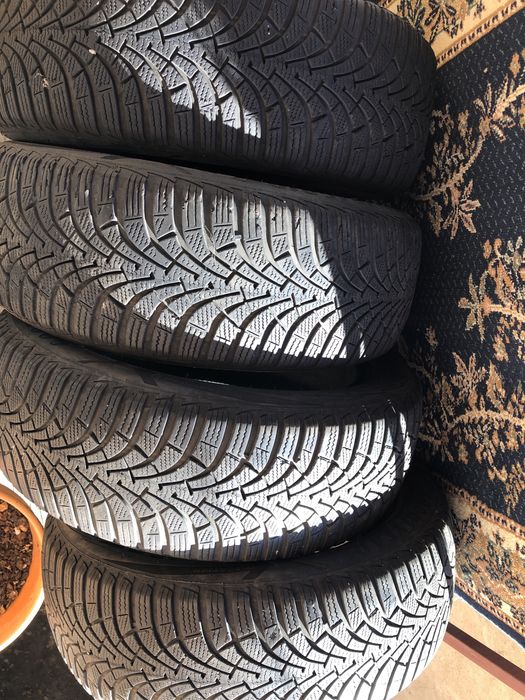 Vând 4 cauciucuri All Season – stare bună