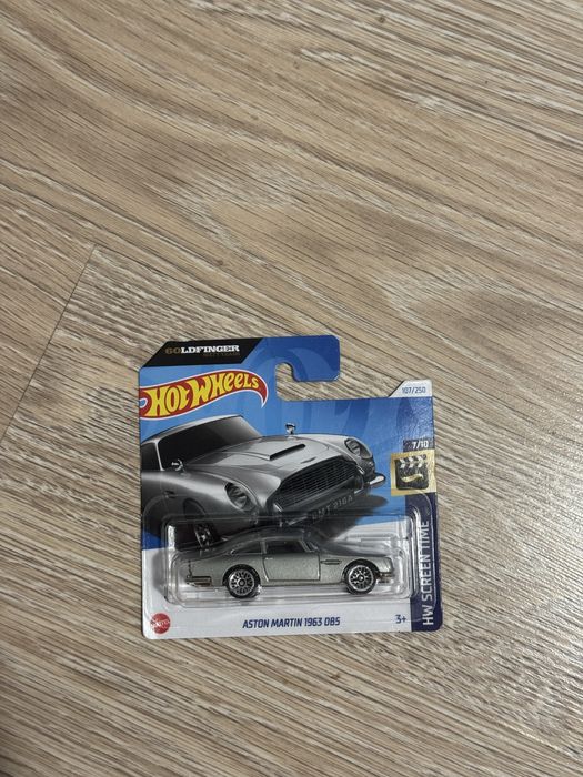 Hot Wheels Aston Martin 1963 db5