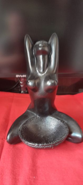 Пепельница декоративная