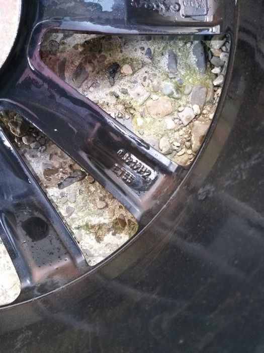 Jante Volvo R19 5-Double Spoke Black Diamond Cut