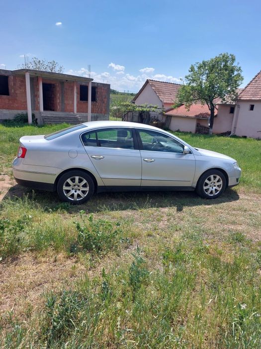Vând Vw Passat B6 1.6 6 trepte