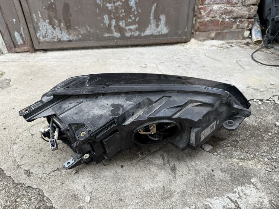 Ляв фар за Vw Golf 7 Xenon/ Фолксваген Голф 7