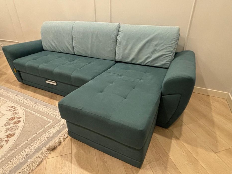 Диван 4-х местный произ Россия