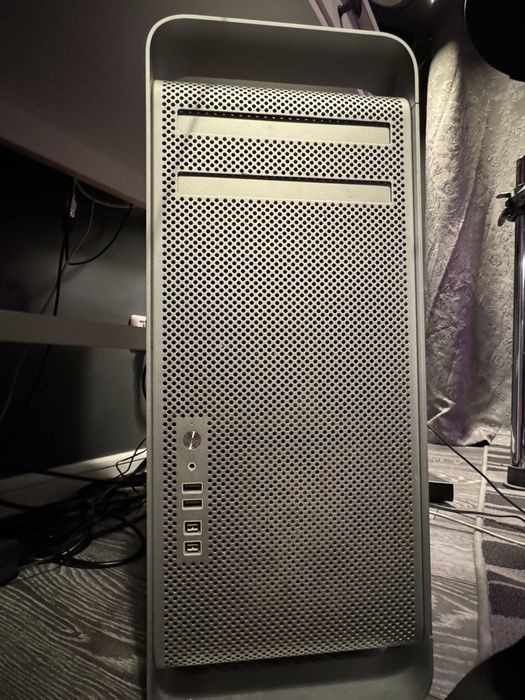 Mac Pro 5.1 2010 96GB RAM 8TB HDD 2x2.93 GHz