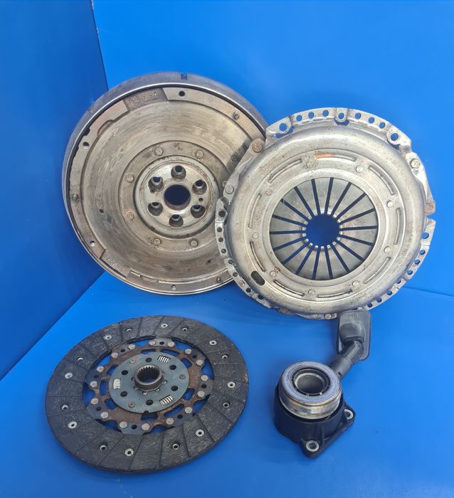 Kit ambreaj cu volanta Ford Focus mk2, 1.6 tdci, 109 cai.