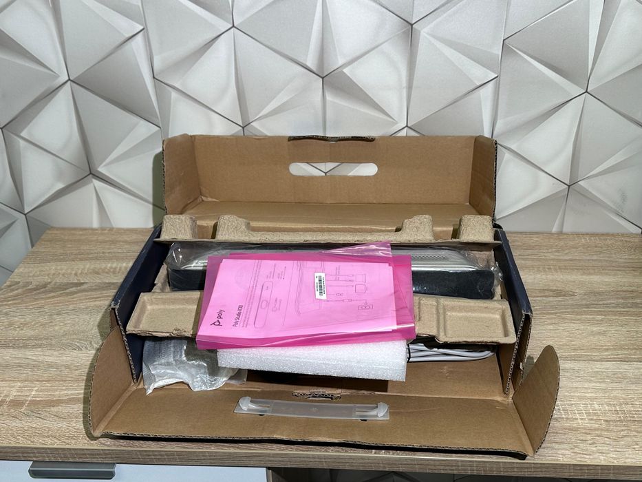 Kit videoconferinta Poly X30 + tableta TC