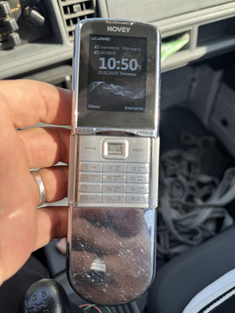 Nove telefon Karopka hamma narsasi bor ishlashi yaxshi