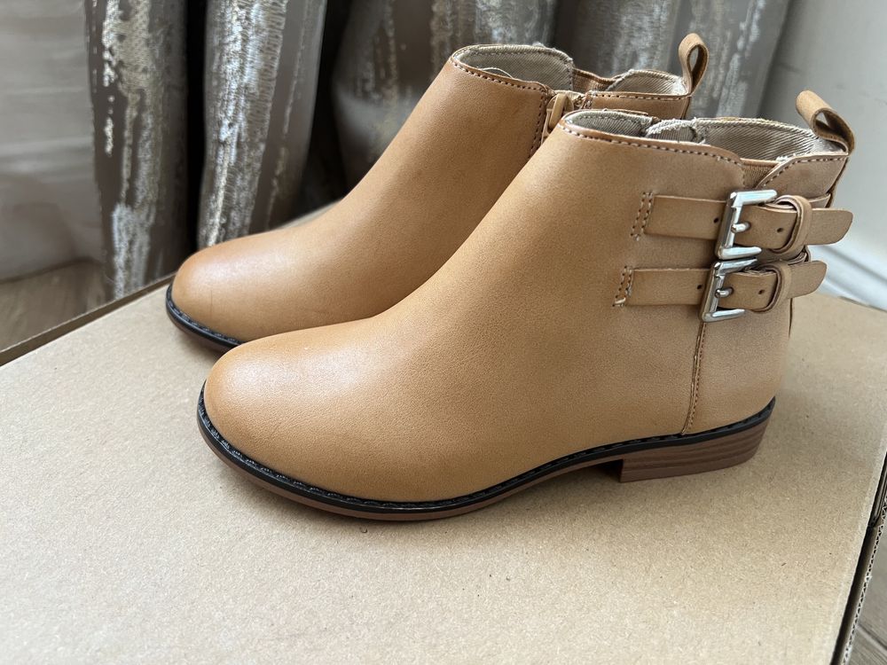 Боти Zara . Нови