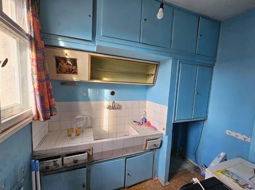 Продава се Тристаен апартамент в Бургас, Център - 88 кв.м за 1989 €/кв.м - Снимка #5