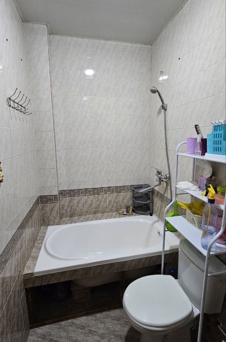 В М.Улугбекском р.Паркентский рынок сдается 1 комнатная квартира