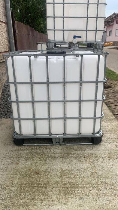 Butoaie, bazine IBC 1000l cu suport din aluminiu, curate.