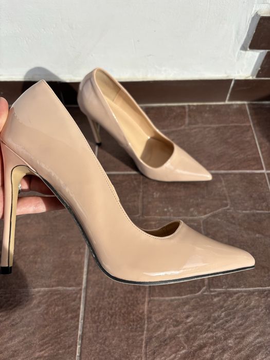 Pantofi stilette marimea 41