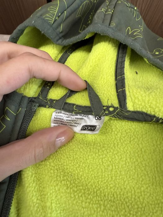 Ветровка за бебе