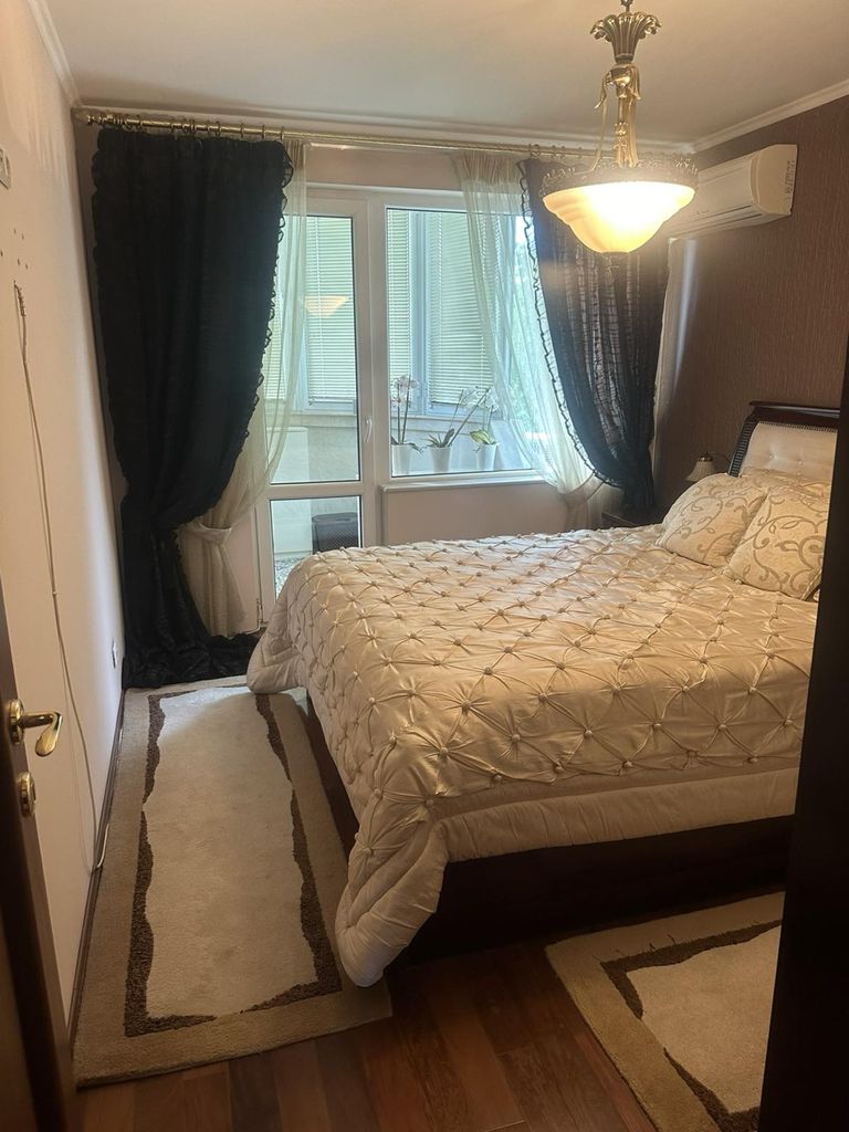 Продава се Тристаен апартамент в Благоевград, Идеален център - 125 кв.м за 1840 €/кв.м - Снимка #17