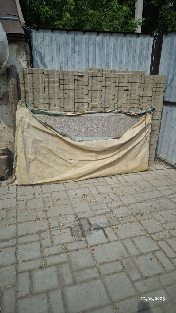 Продам матрац полуторка