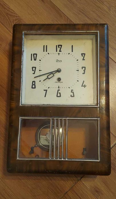 Старинные настенные часы ОЧЗ Янтарь СССР