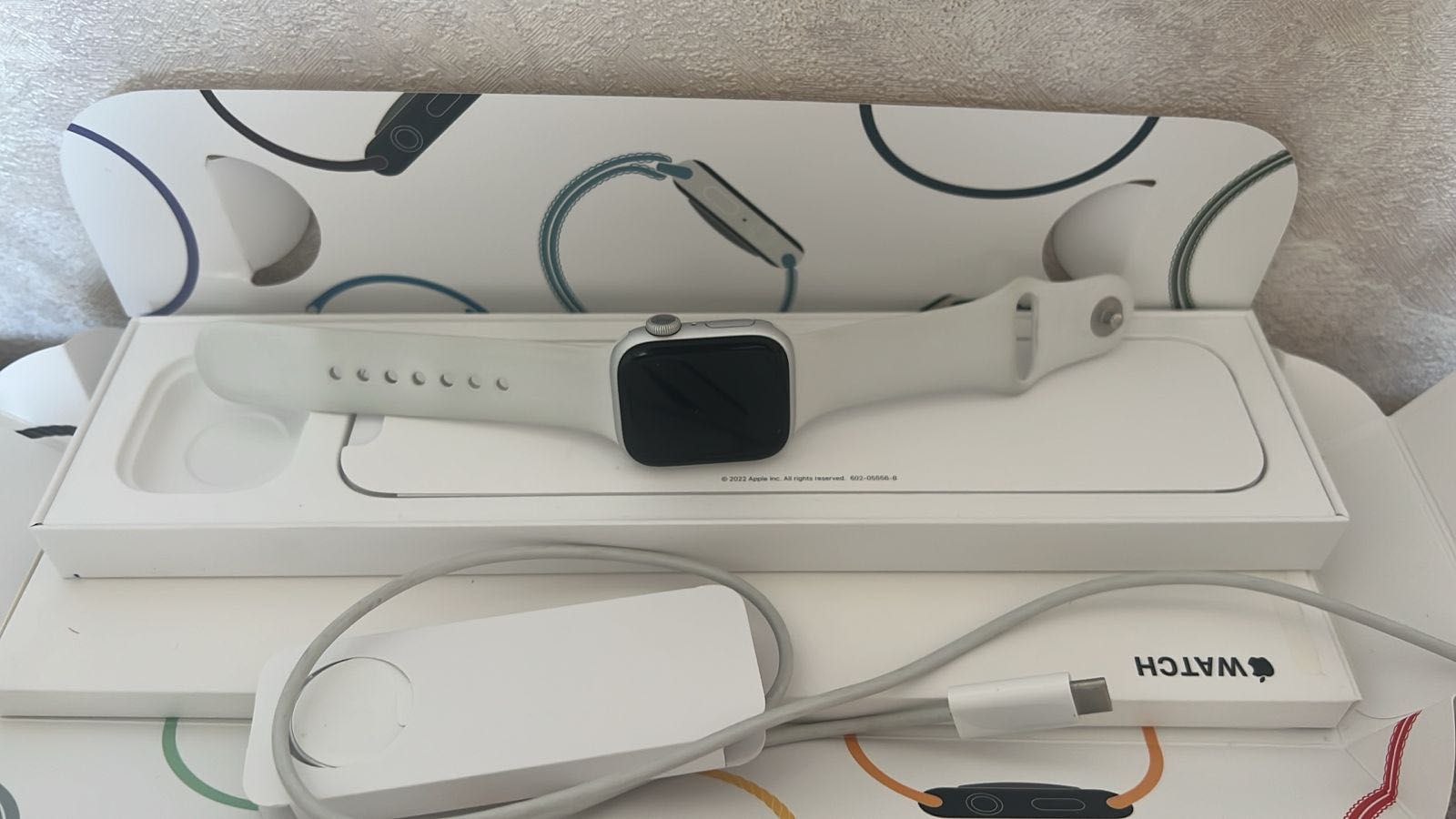 Срочно продам смарт часы Apple Watch 8 series 41mm