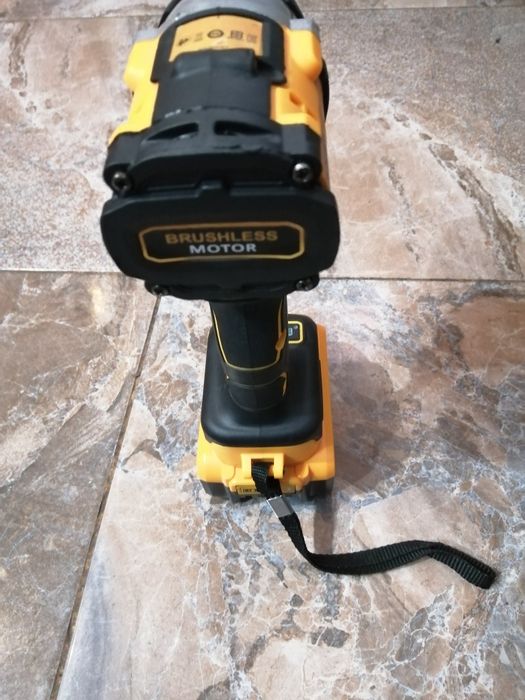 Autofiletanta impact Dewalt DCF860