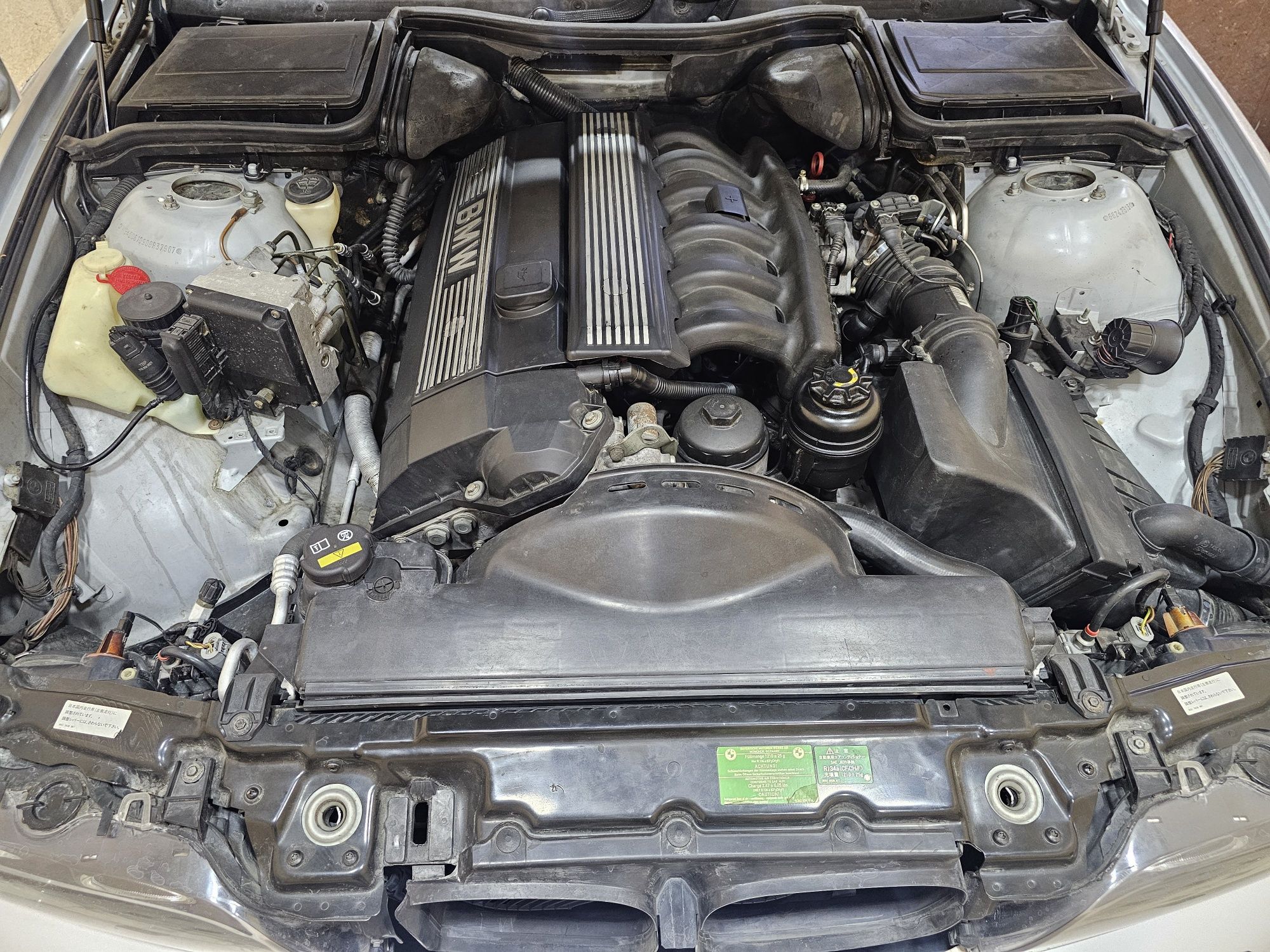 BMW E39 Sotiladi