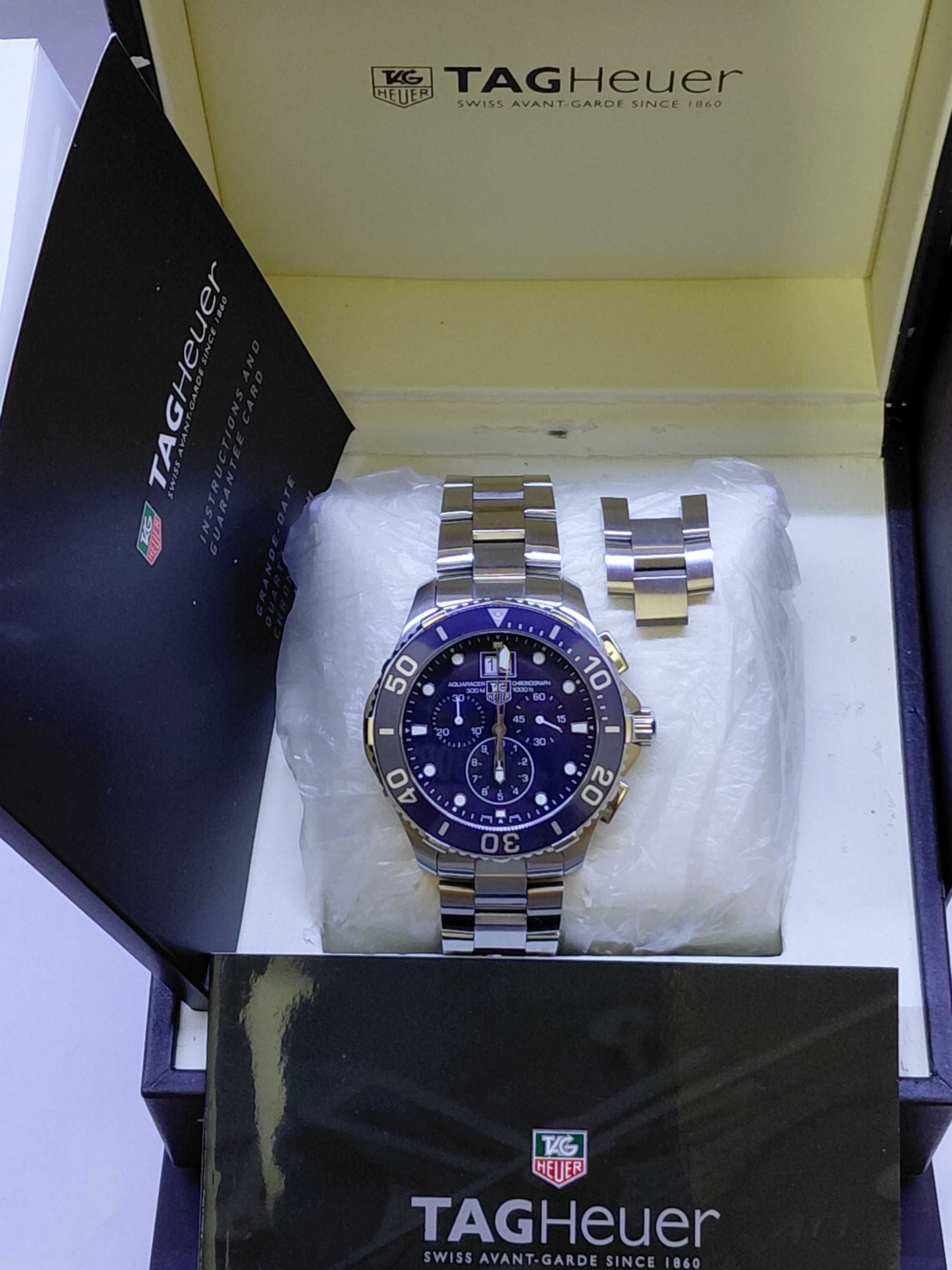 Tag Heuer-Aquaracer "Grande Date" Chronograph