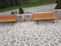 Eleganță Brută: Piatra Naturală de Munte în Gama Variată