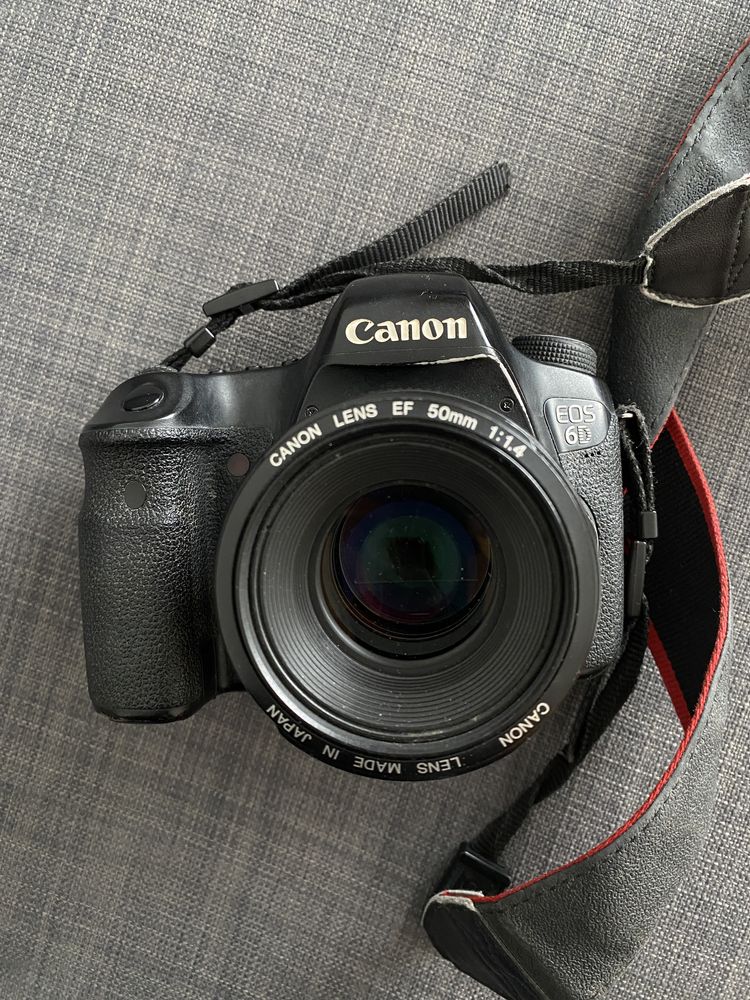 Продаю фотоаппарат canon 6d с объективом