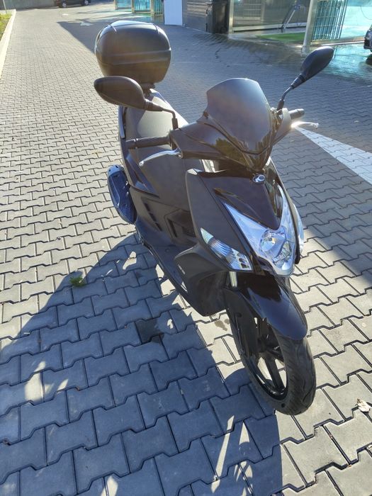 Scuter Kymco Agility 16+ 125cc – 2015 – 6.500 km – Înmatriculat RO – I