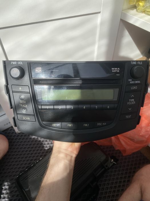 Магнитола Toyota RAV 4