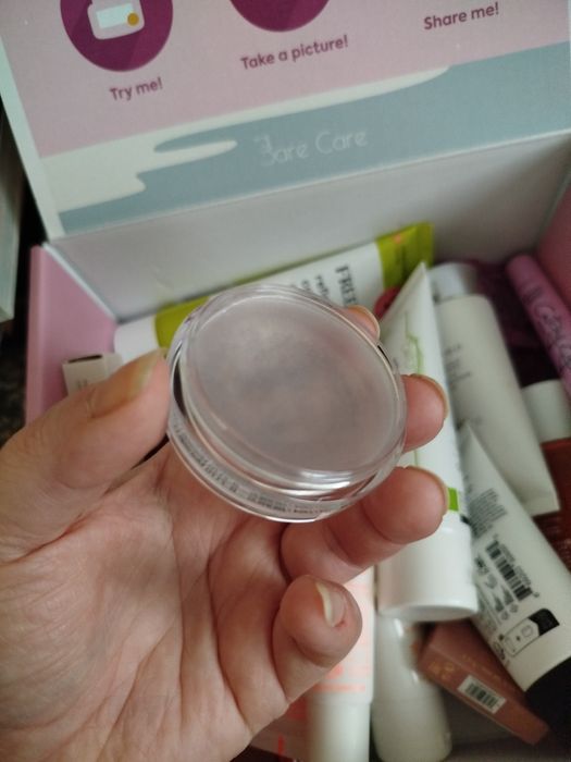 Козметика гланцове и червила