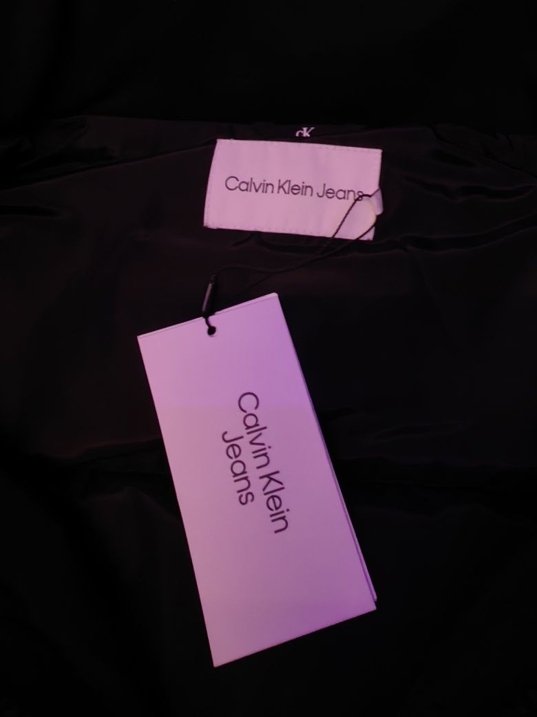 Зимно яке Calvin Klein Jeans