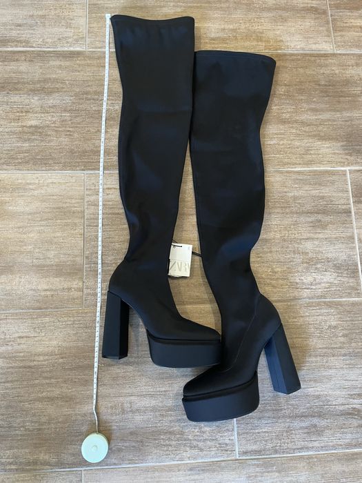 ZARA Дамски ботуши над коляното на платформа и ток