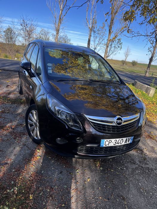 Opel zafira 2.0cdti 2013