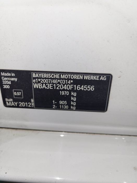 Usa spate dreapta/ Usa spate stanga/ Capota spate/ Stopuri spate BMW F30