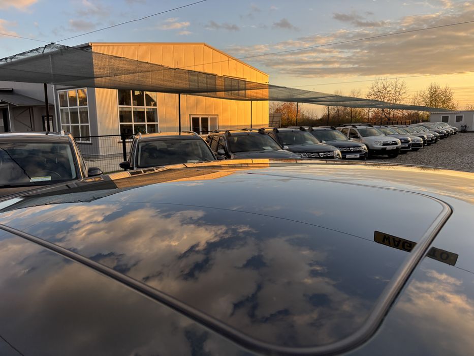 Passat 2.0TDI BMP 2008-11 navi padele RATE dynaudio trapa piele crem