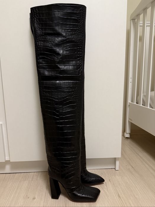 Amina muaddi ботуши