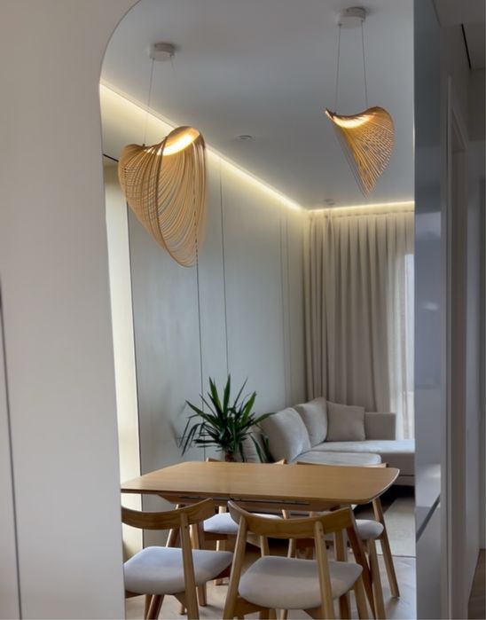 Люстра потолочная деревянная