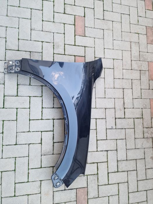 Aripa fata Touareg 7P